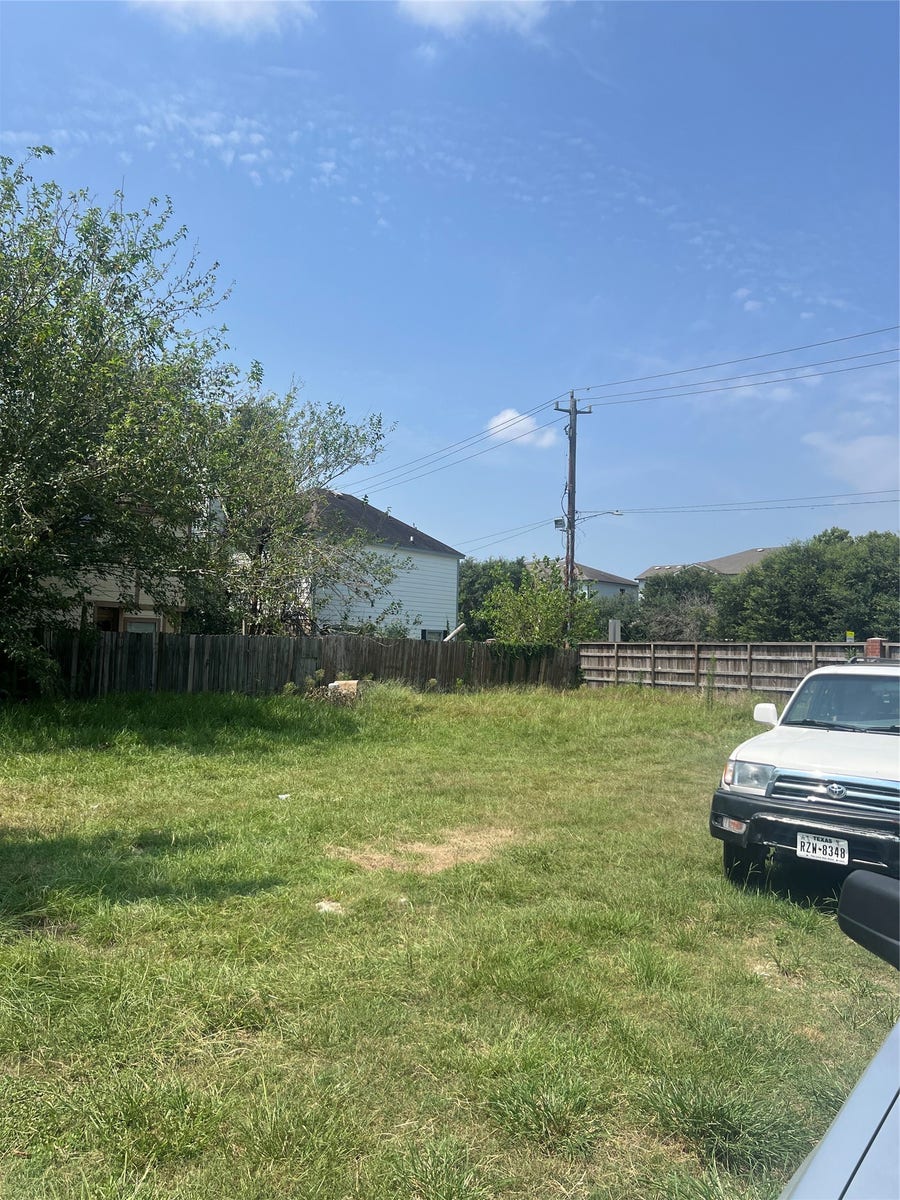 Property photo for 7050 Inwood Park Drive, Houston, TX