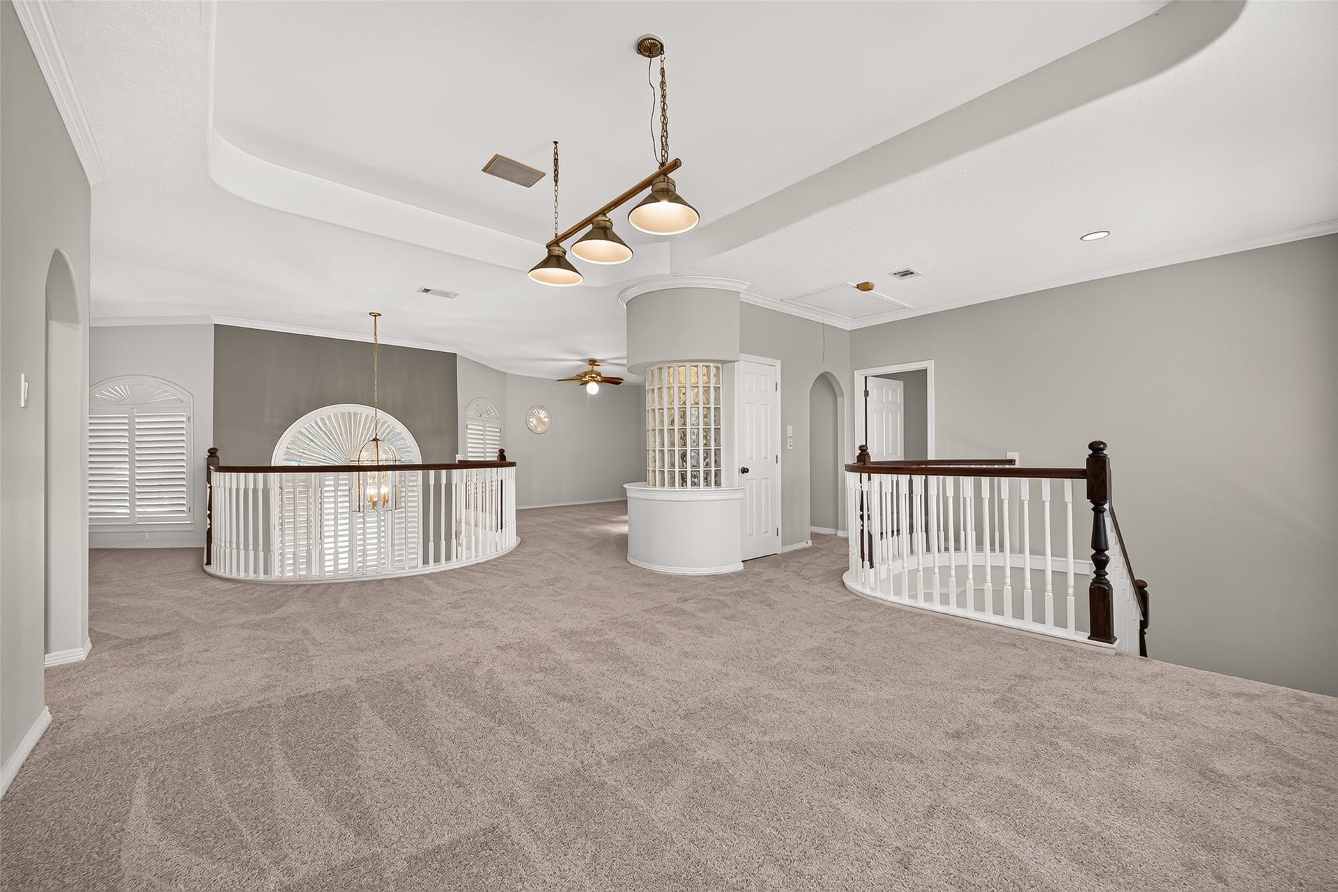 63 Harbor View Drive, Sugar Land, TX 77479 Amazing 2nd floor layout with a game room and two flex spaces that can be customized to fit your needs along with 3 additional beds and 2 baths