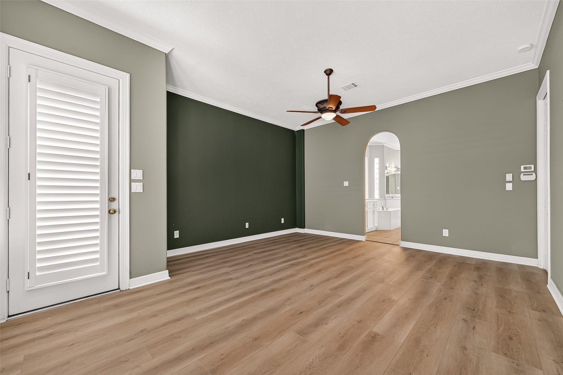 63 Harbor View Drive, Sugar Land, TX 77479 Another look at the owner's suite