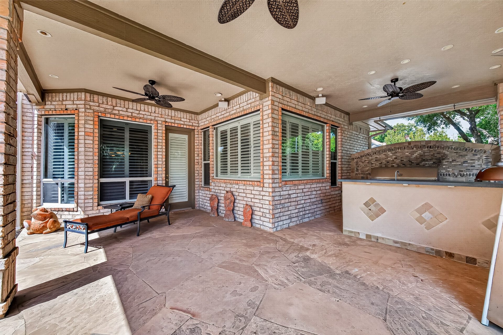 63 Harbor View Drive, Sugar Land, TX 77479 Spacious covered patio for you to lounge by the pool