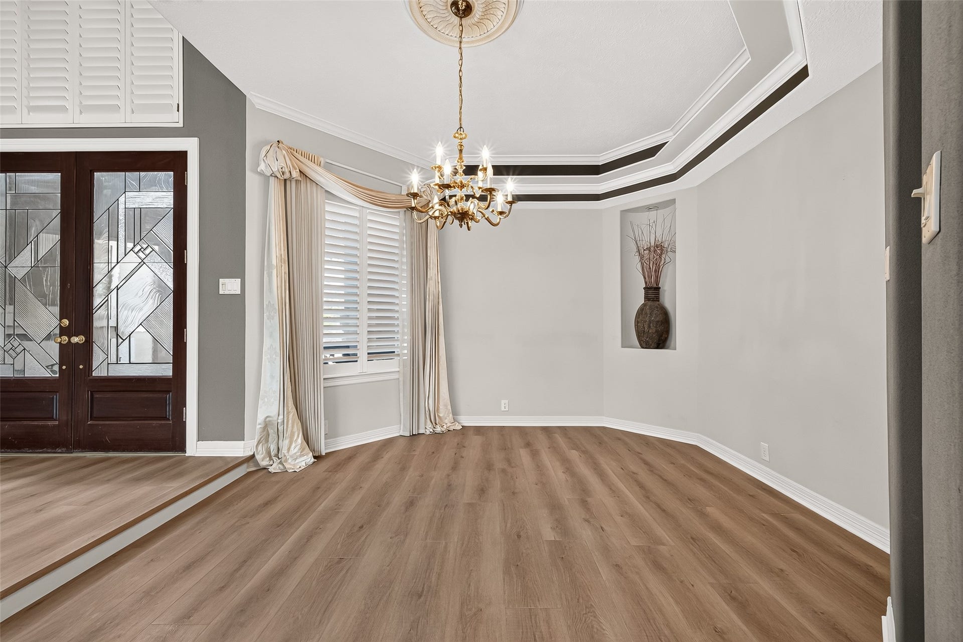63 Harbor View Drive, Sugar Land, TX 77479 Formal dining room