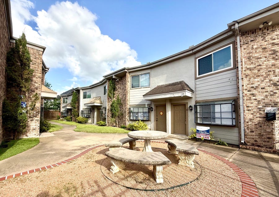 Property photo for 1518 Wirt Road, #6, Houston, TX