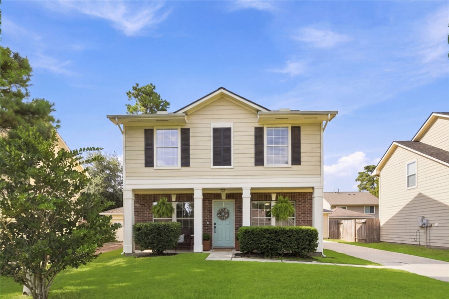 Property photo for 427 Laurel Timbers Drive, Houston, TX