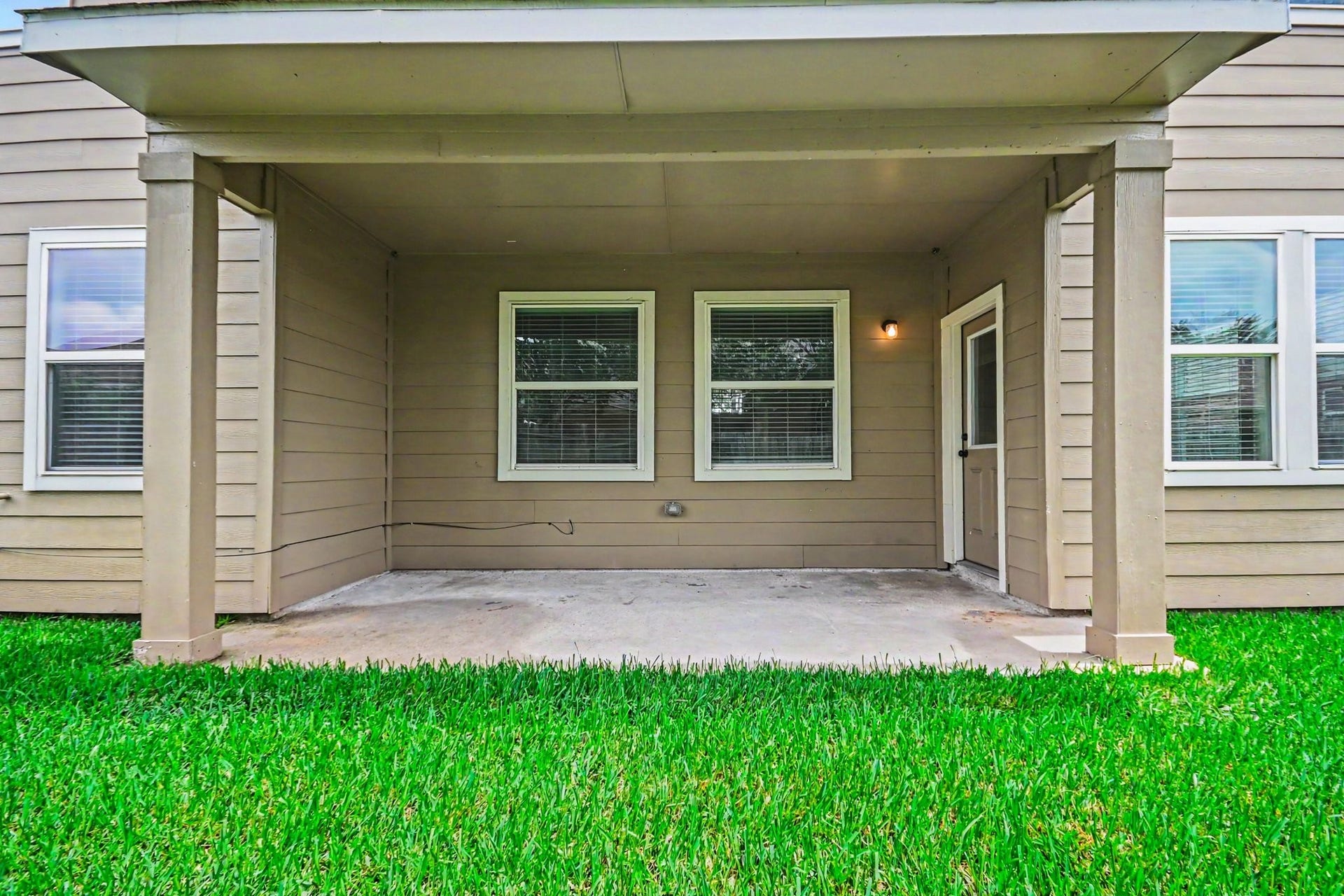 1439 Barras Street, Alvin, TX 77511 1439 Barras Street, Alvin, TX 77511