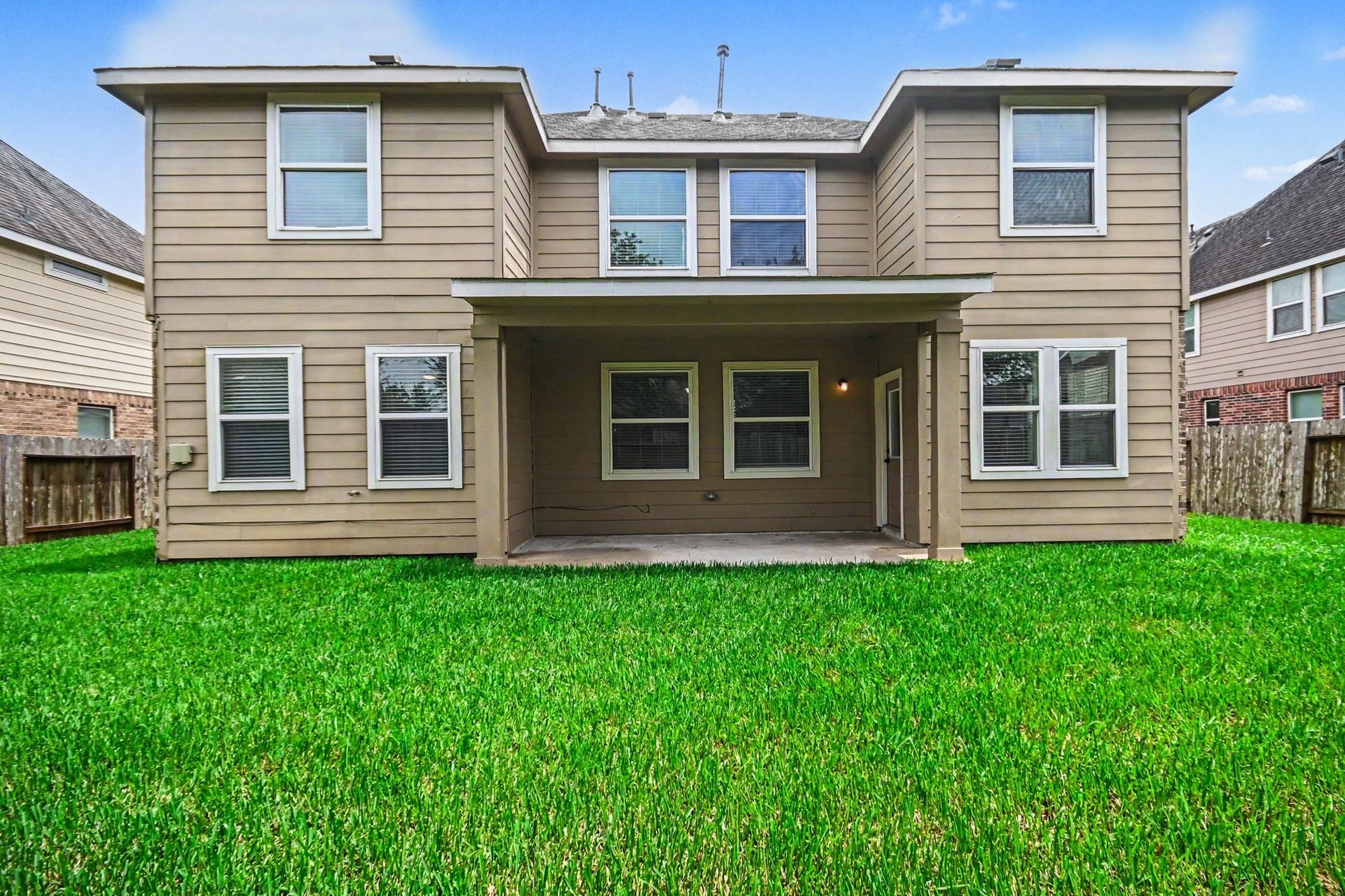 1439 Barras Street, Alvin, TX 77511 1439 Barras Street, Alvin, TX 77511