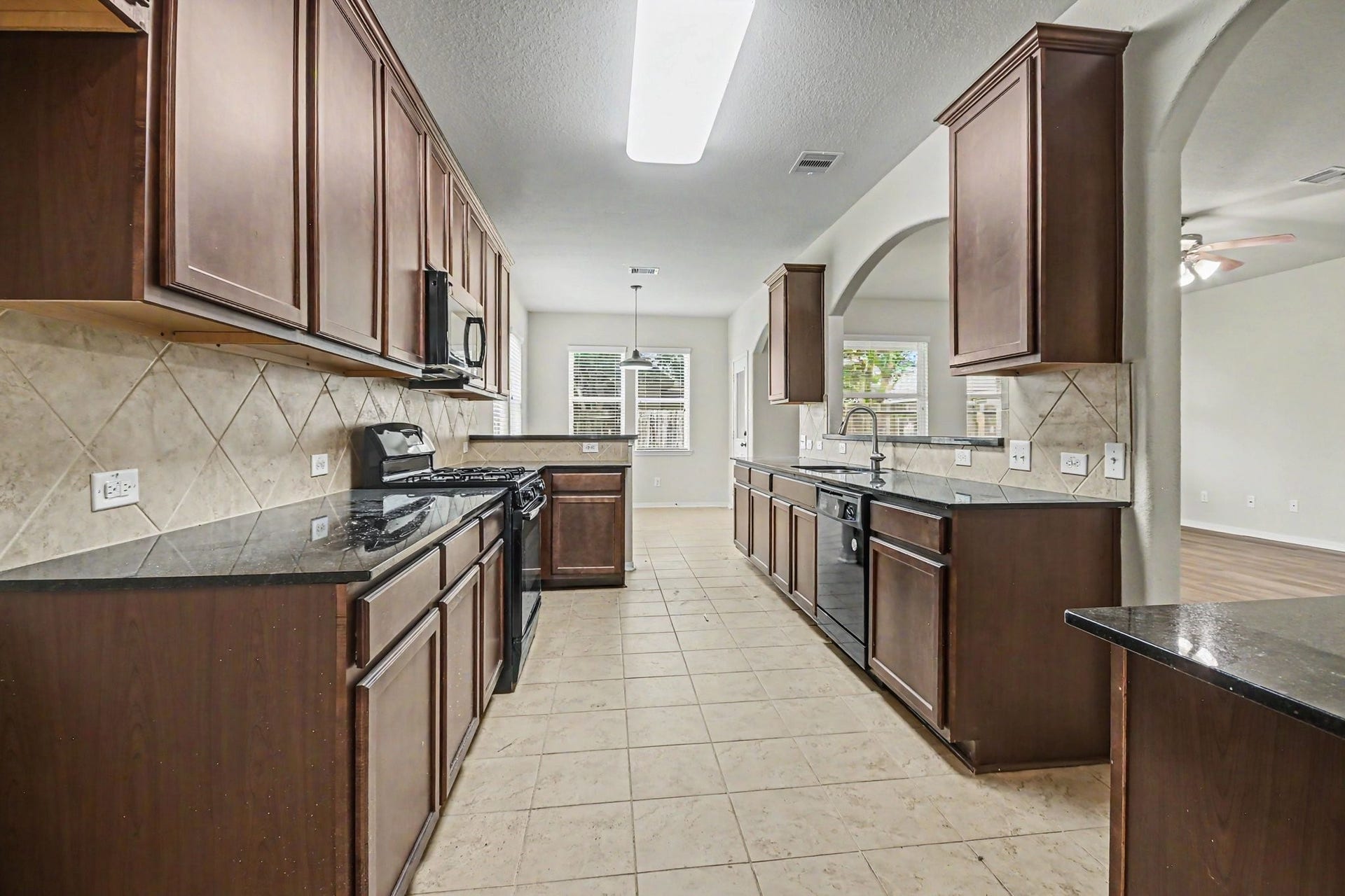 1439 Barras Street, Alvin, TX 77511 1439 Barras Street, Alvin, TX 77511