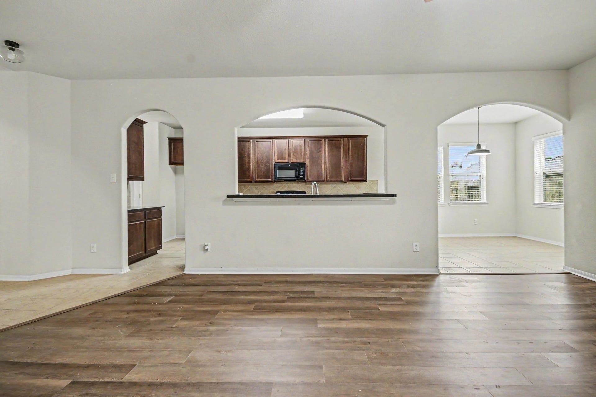 1439 Barras Street, Alvin, TX 77511 1439 Barras Street, Alvin, TX 77511