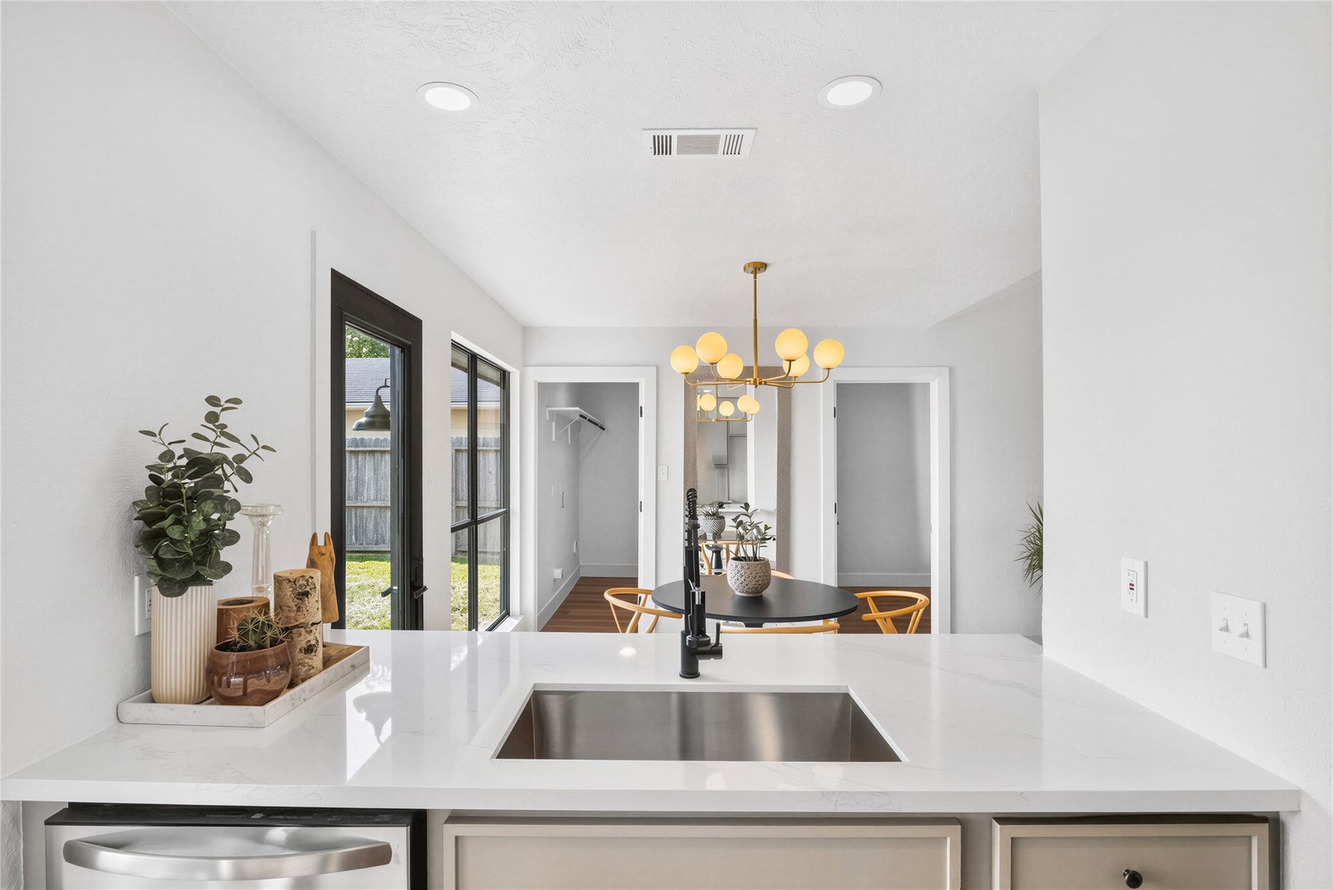 2501 Ironclad Drive, League City, TX 77573 2501 Ironclad Drive, League City, TX 77573