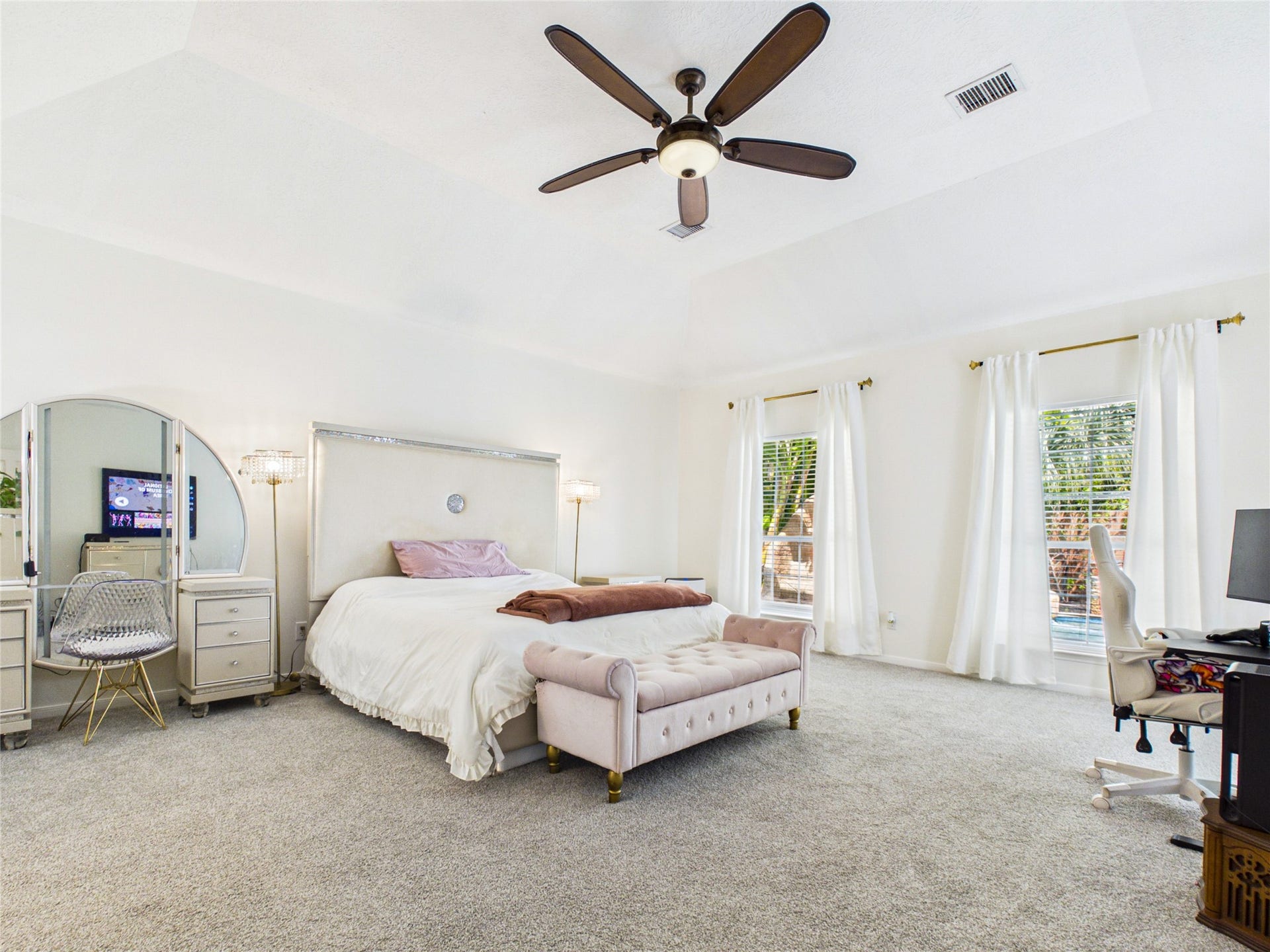 2876 Love Lane, Friendswood, TX 77546 2876 Love Lane, Friendswood, TX 77546