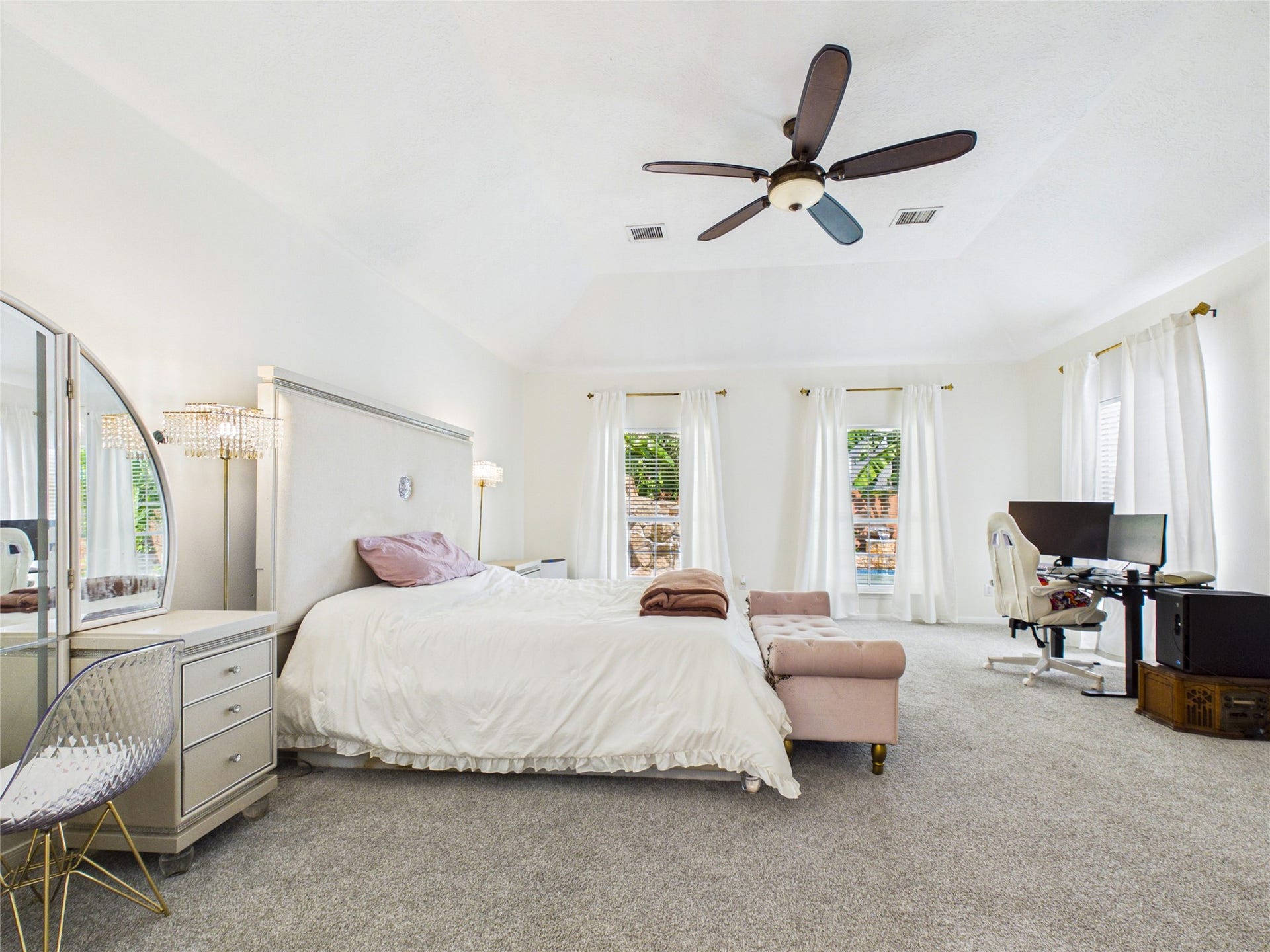 2876 Love Lane, Friendswood, TX 77546 2876 Love Lane, Friendswood, TX 77546