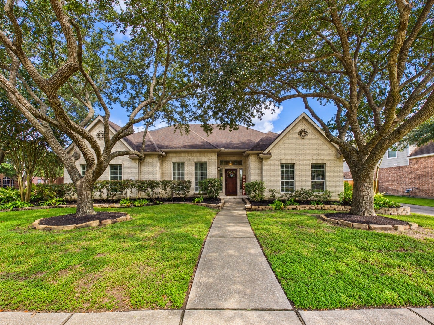 2876 Love Lane, Friendswood, TX 77546 2876 Love Lane, Friendswood, TX 77546