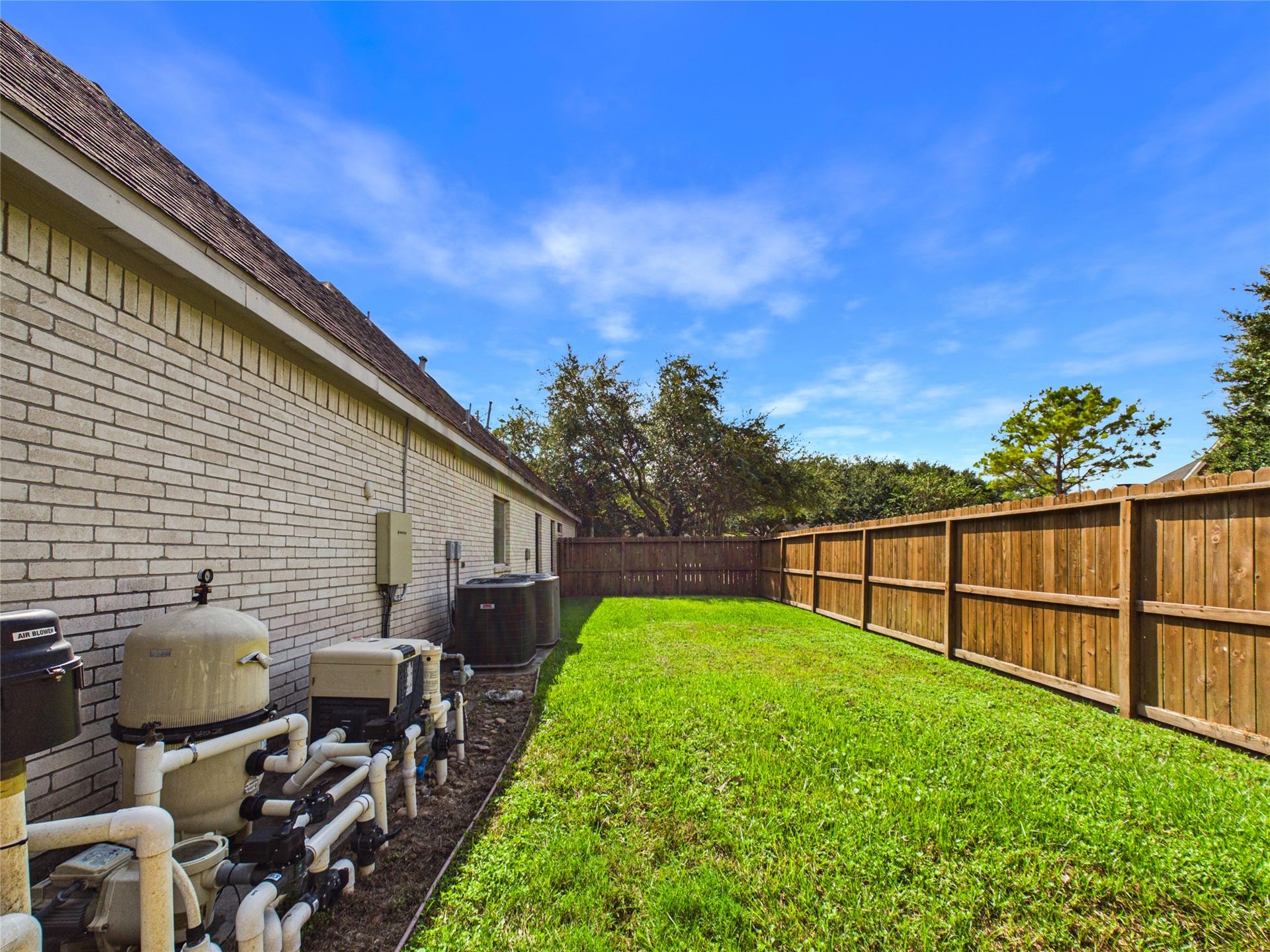 2876 Love Lane, Friendswood, TX 77546 2876 Love Lane, Friendswood, TX 77546
