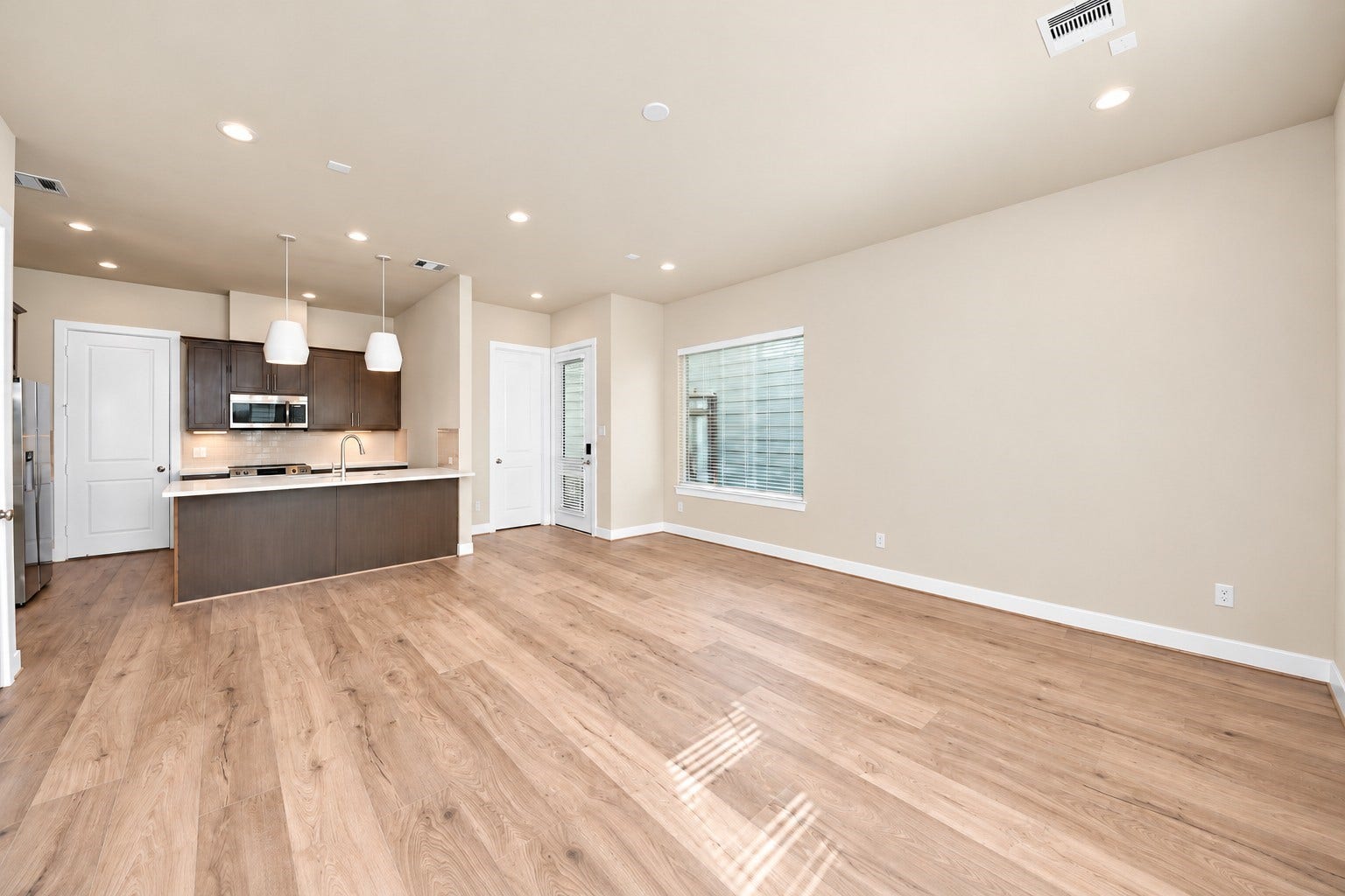 5908 Jasper Jones Way, Houston, TX 77091 5908 Jasper Jones Way, Houston, TX 77091