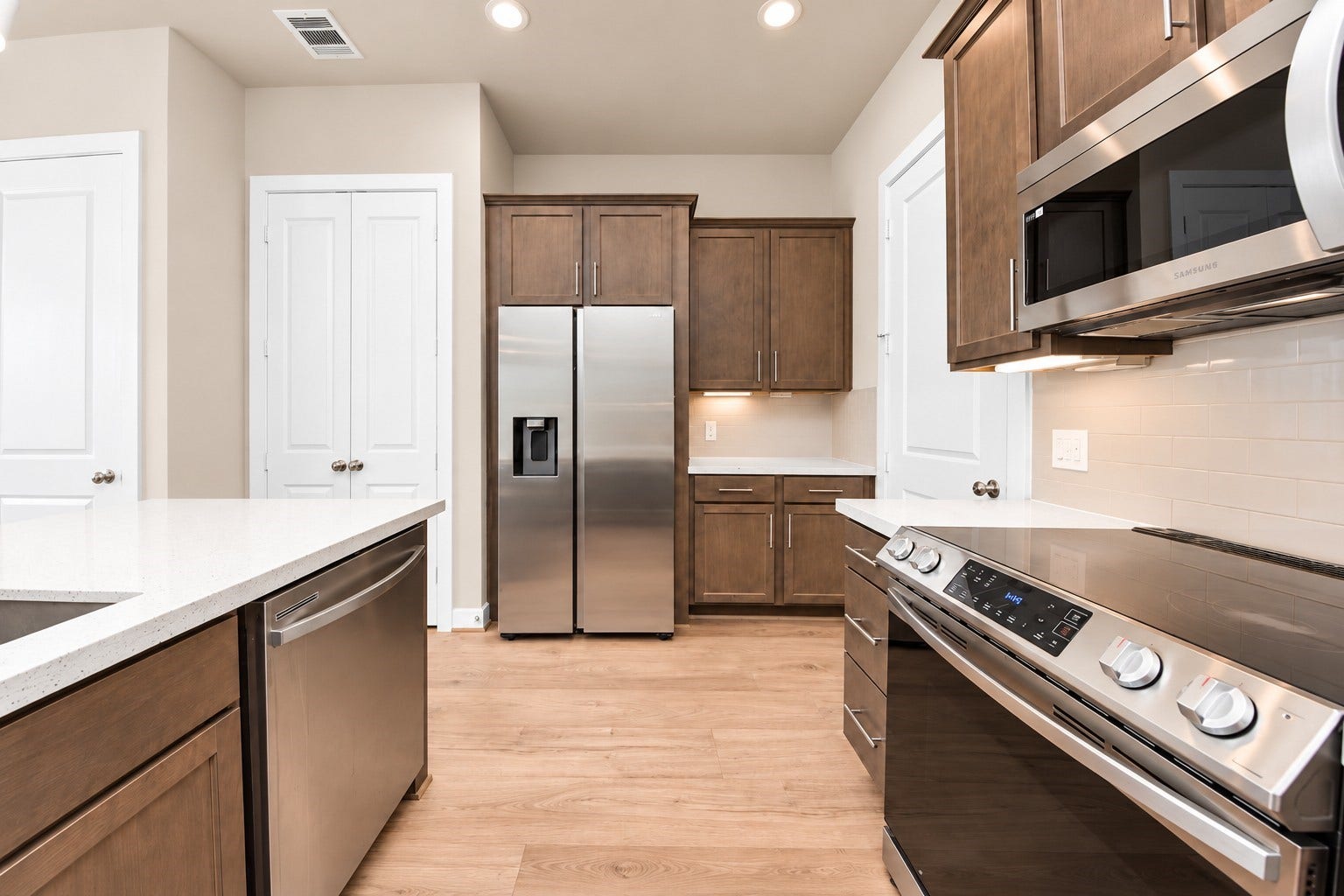 5908 Jasper Jones Way, Houston, TX 77091 5908 Jasper Jones Way, Houston, TX 77091