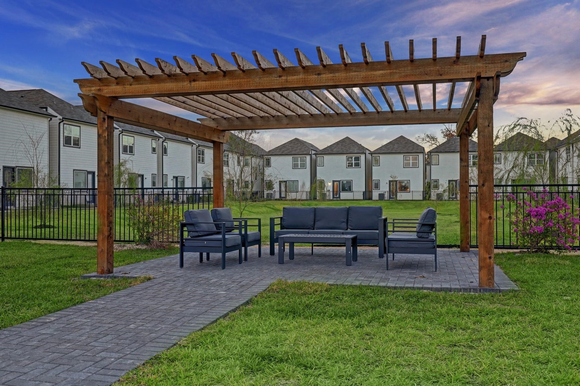 5908 Jasper Jones Way, Houston, TX 77091 5908 Jasper Jones Way, Houston, TX 77091