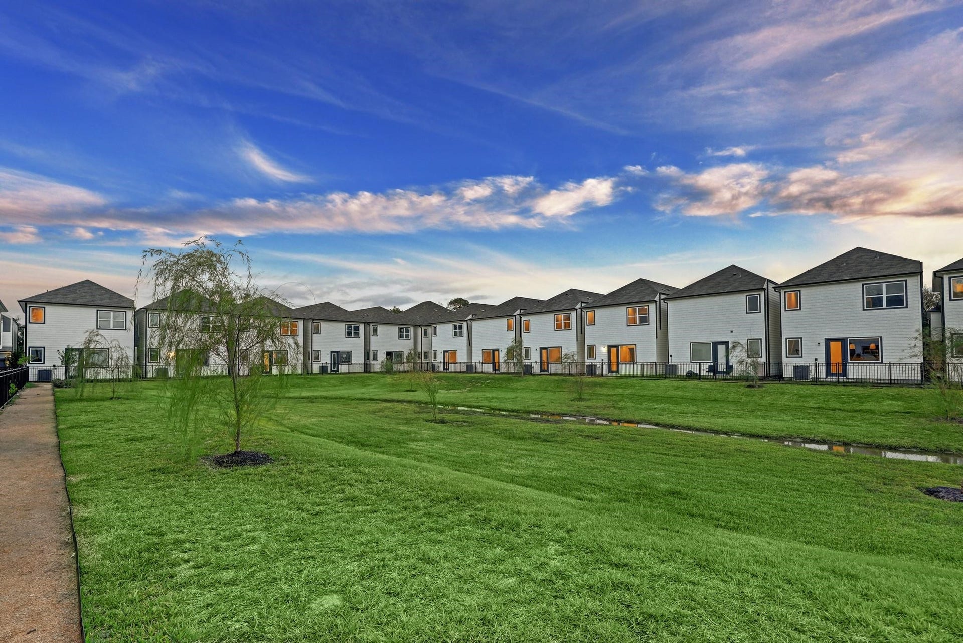 5908 Jasper Jones Way, Houston, TX 77091 5908 Jasper Jones Way, Houston, TX 77091