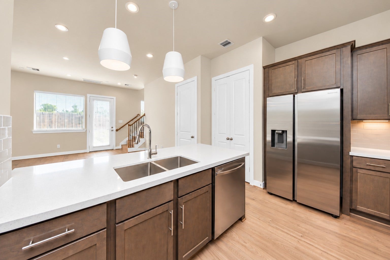 5908 Jasper Jones Way, Houston, TX 77091 5908 Jasper Jones Way, Houston, TX 77091