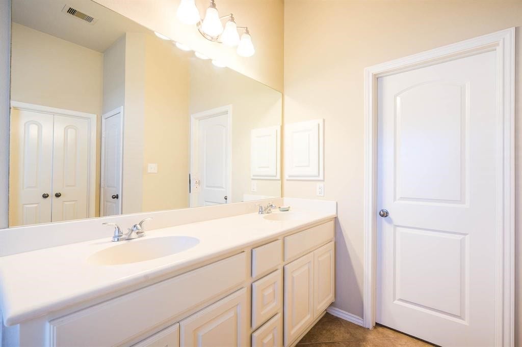 11015 Brighton Gardens Drive, Richmond, TX 77406