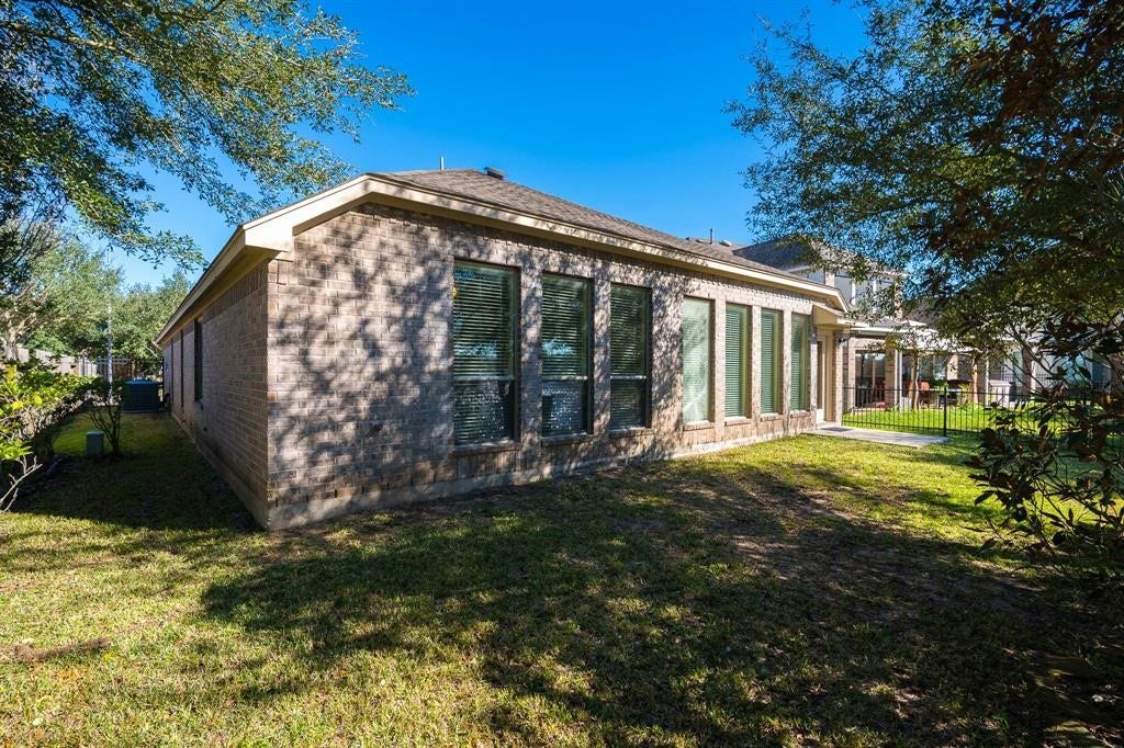 11015 Brighton Gardens Drive, Richmond, TX 77406