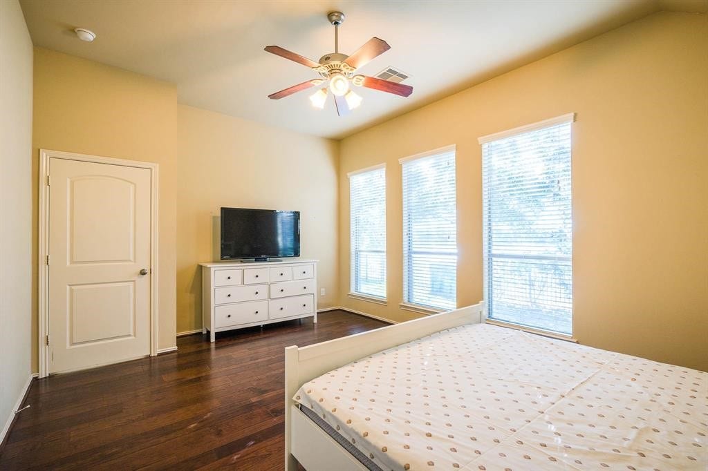 11015 Brighton Gardens Drive, Richmond, TX 77406