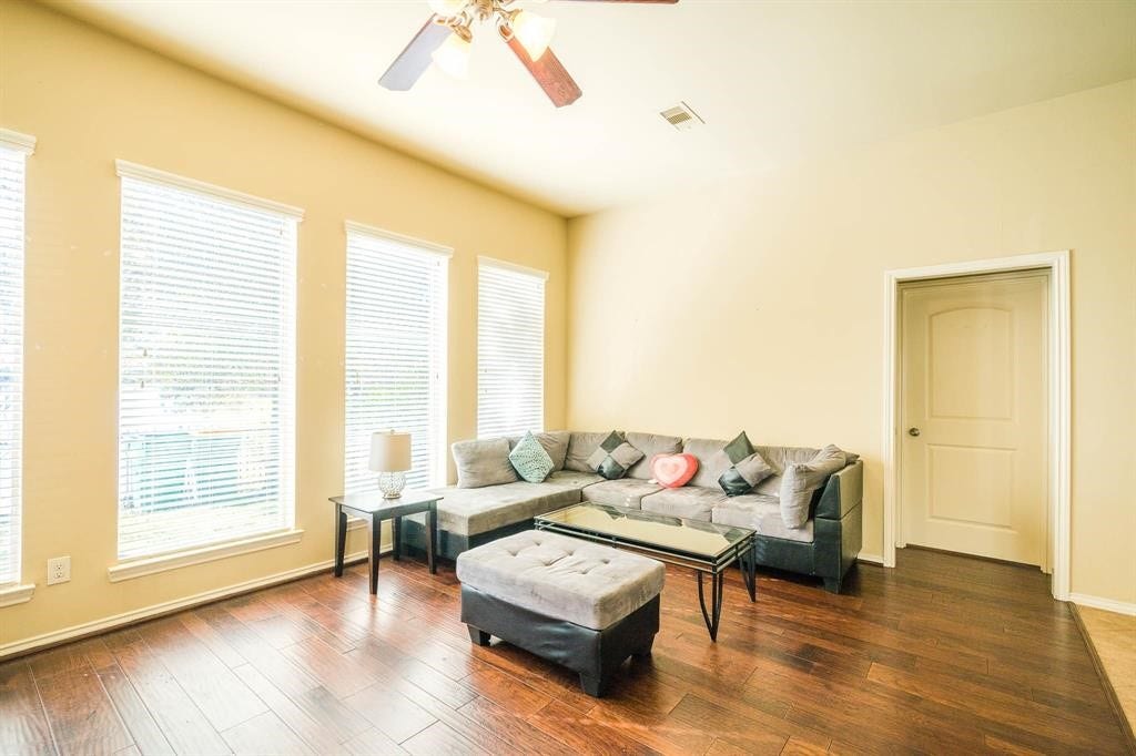 11015 Brighton Gardens Drive, Richmond, TX 77406