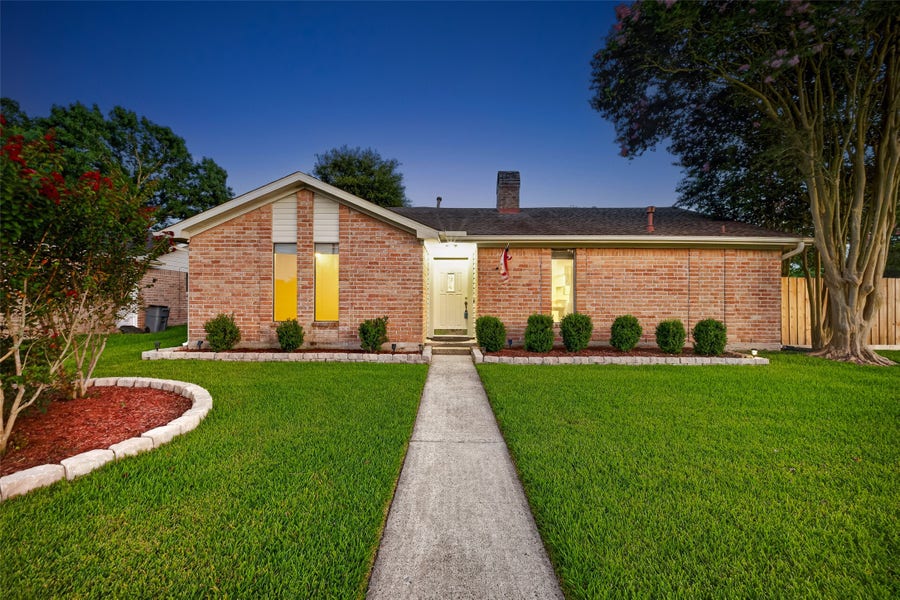 Property photo for 9902 Sageaspen Lane, Houston, TX