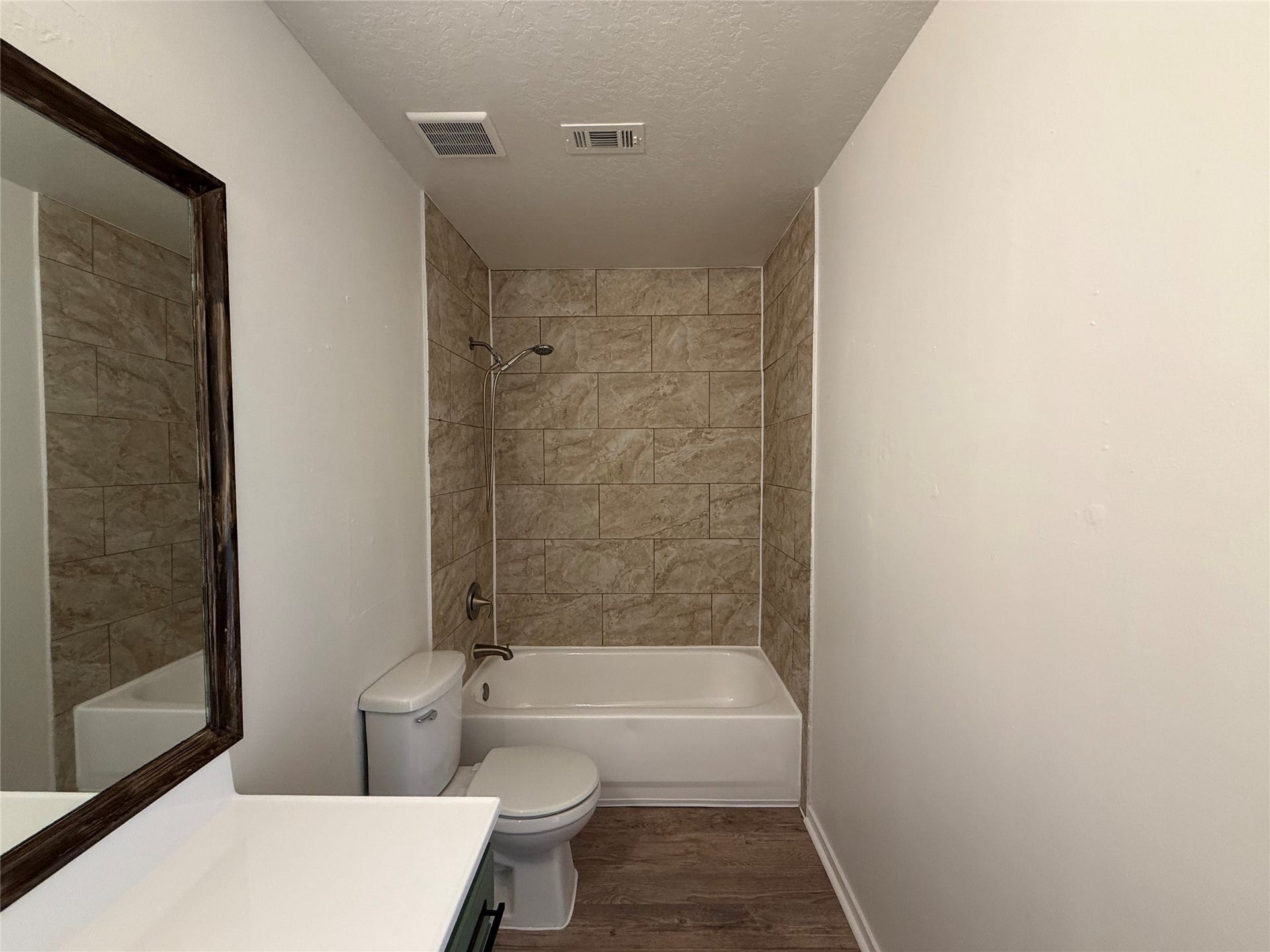 8403 Lone Quail Drive, Houston, TX 77489 8403 Lone Quail Drive, Houston, TX 77489