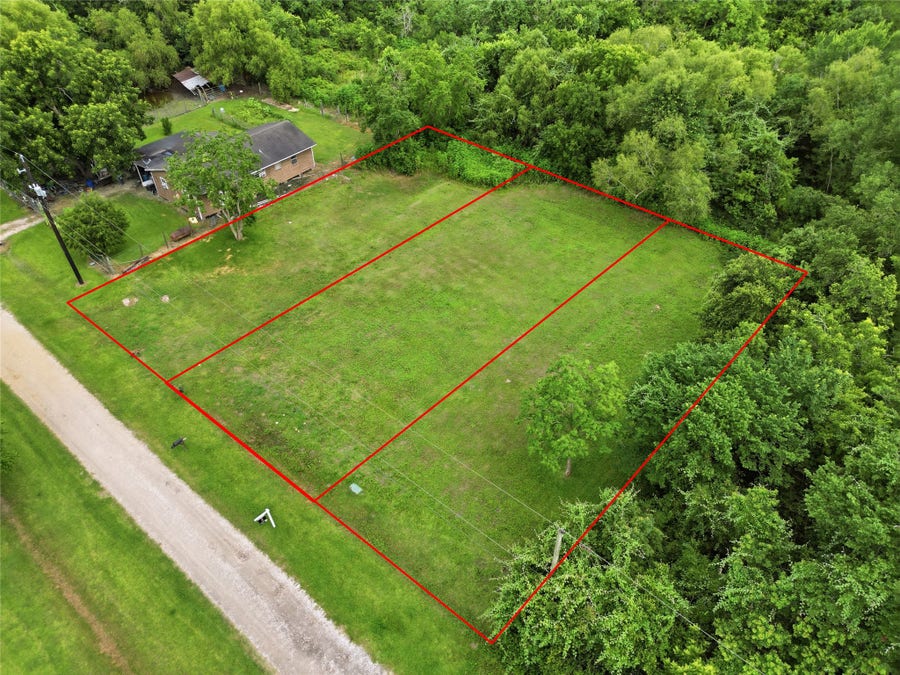 Property photo for 7117 Lewis Road, Hitchcock, TX