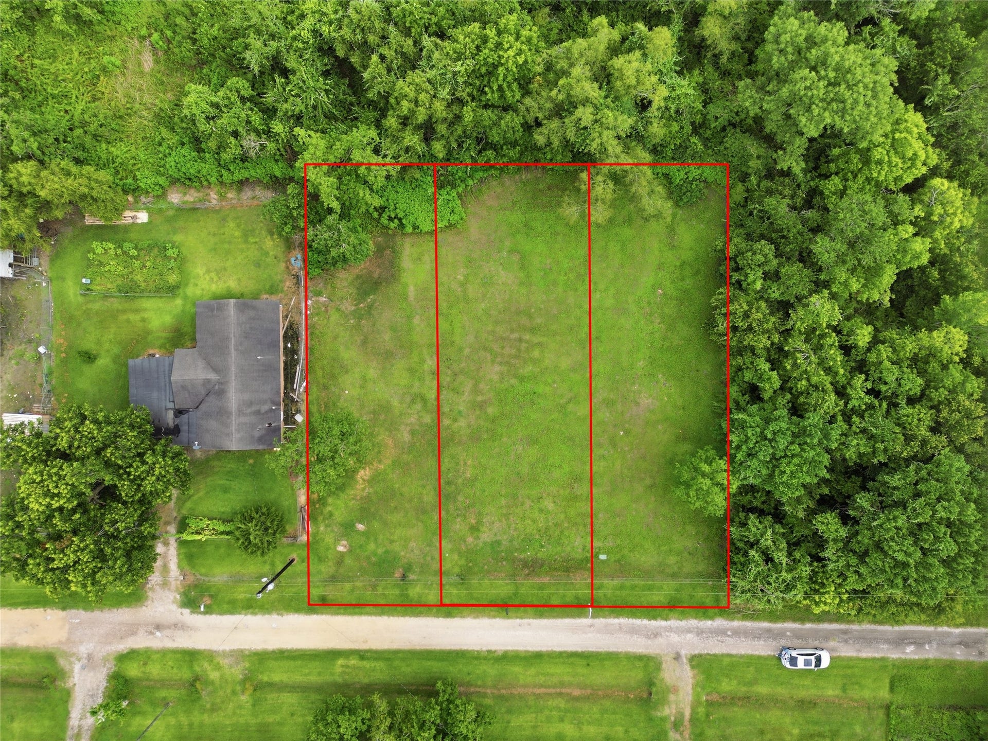 7117 Lewis Road, Hitchcock, TX 77563 7117 Lewis Road, Hitchcock, TX 77563