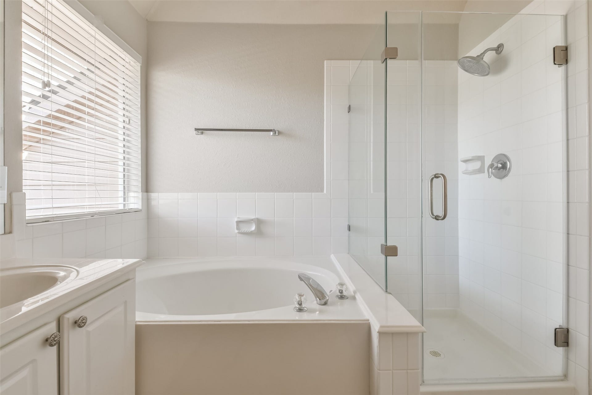 43 Alderon Woods Place, The Woodlands, TX 77382 43 Alderon Woods Place, The Woodlands, TX 77382