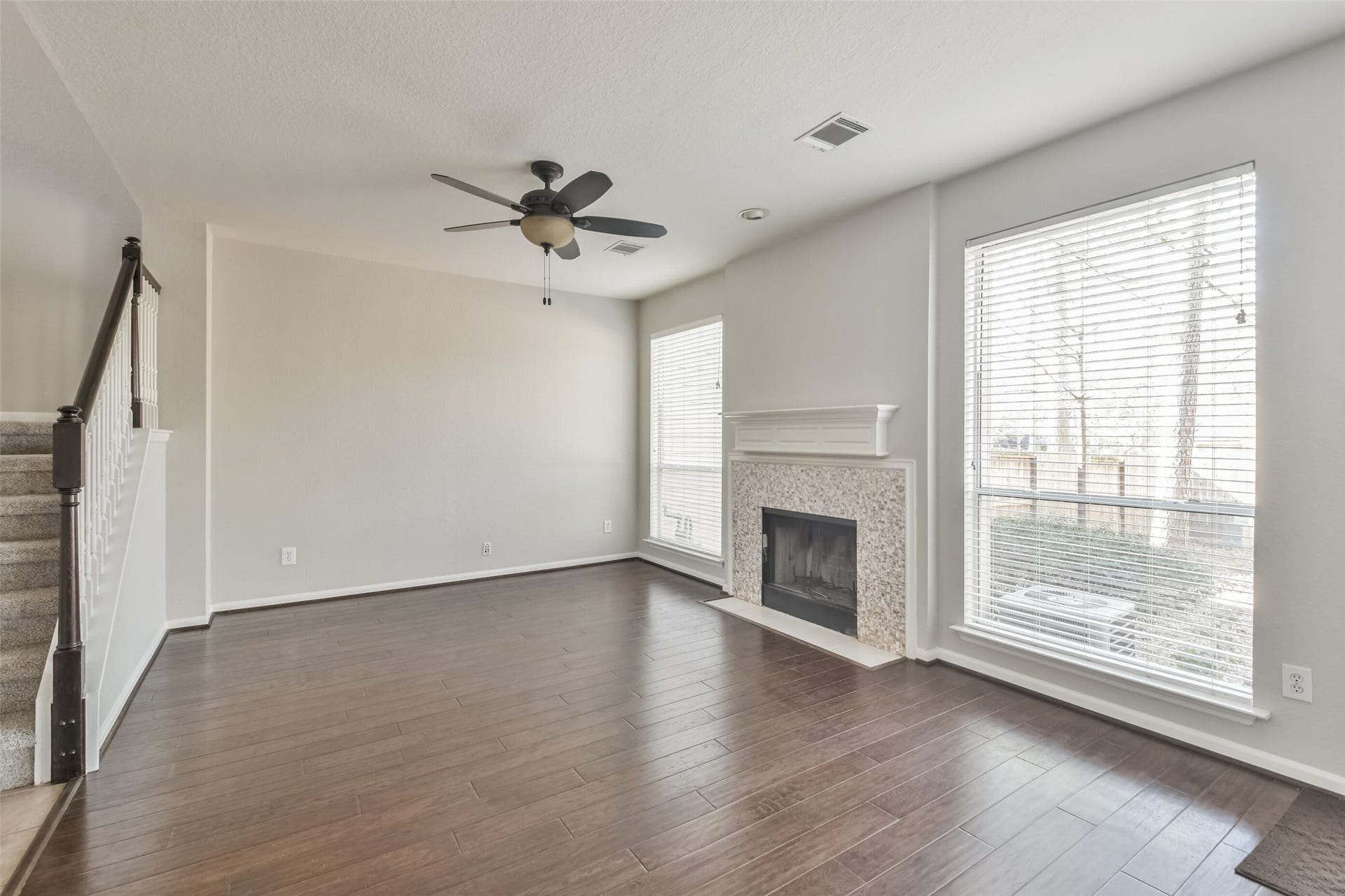 43 Alderon Woods Place, The Woodlands, TX 77382 43 Alderon Woods Place, The Woodlands, TX 77382