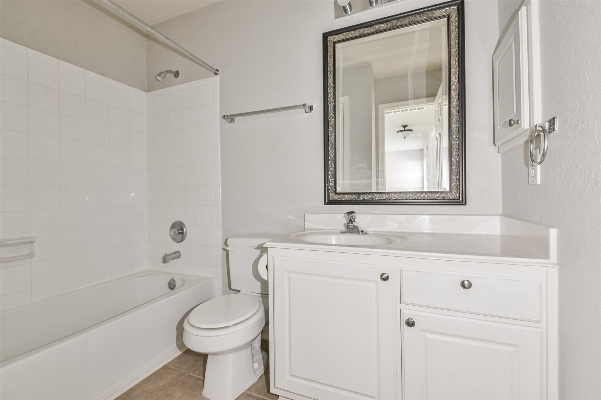 43 Alderon Woods Place, The Woodlands, TX 77382 43 Alderon Woods Place, The Woodlands, TX 77382