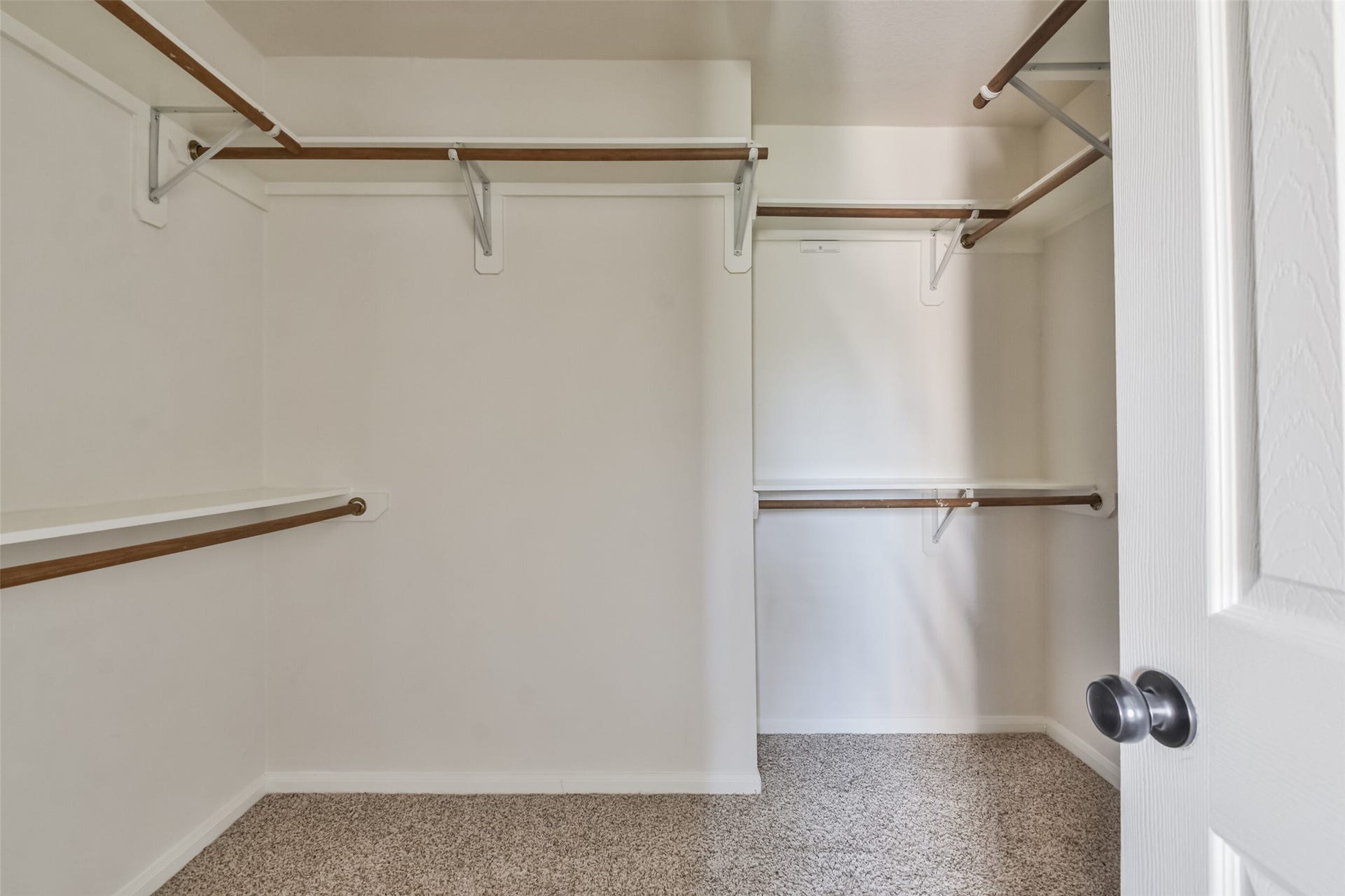43 Alderon Woods Place, The Woodlands, TX 77382 43 Alderon Woods Place, The Woodlands, TX 77382