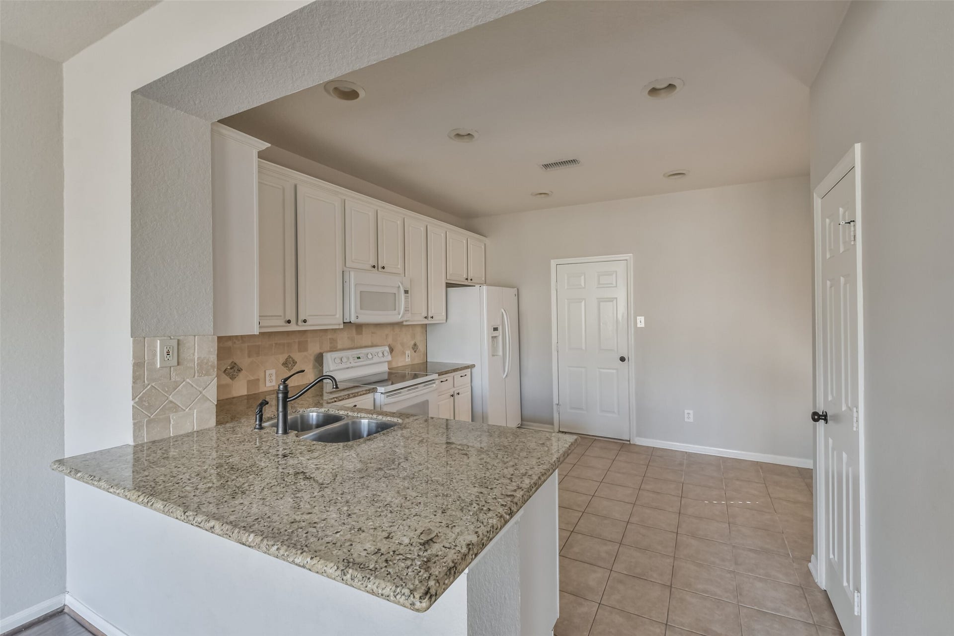 43 Alderon Woods Place, The Woodlands, TX 77382 43 Alderon Woods Place, The Woodlands, TX 77382