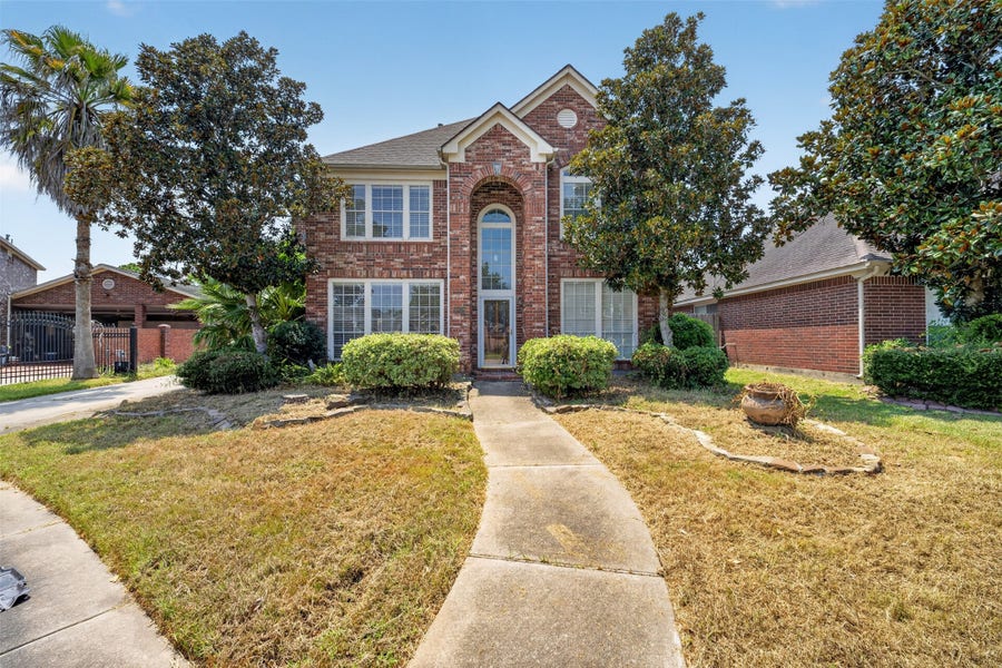 Property photo for 10038 Katherine Court, Houston, TX
