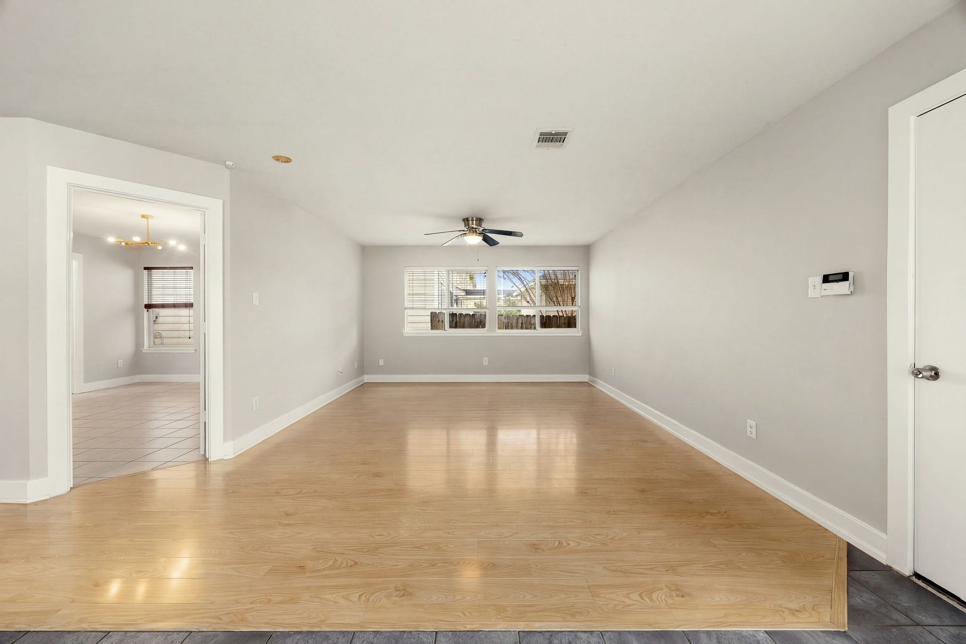 11728 Chanteloup Drive, Houston, TX 77047 11728 Chanteloup Drive, Houston, TX 77047