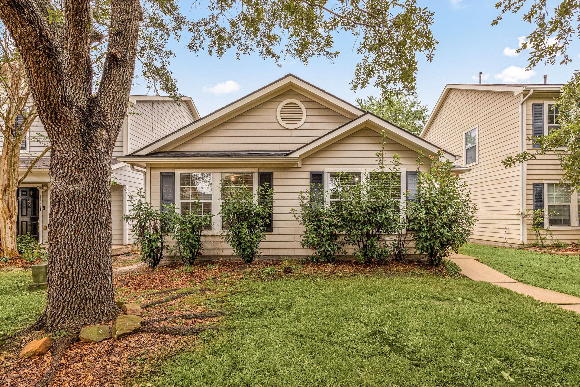 11728 Chanteloup Drive, Houston, TX 77047 11728 Chanteloup Drive, Houston, TX 77047