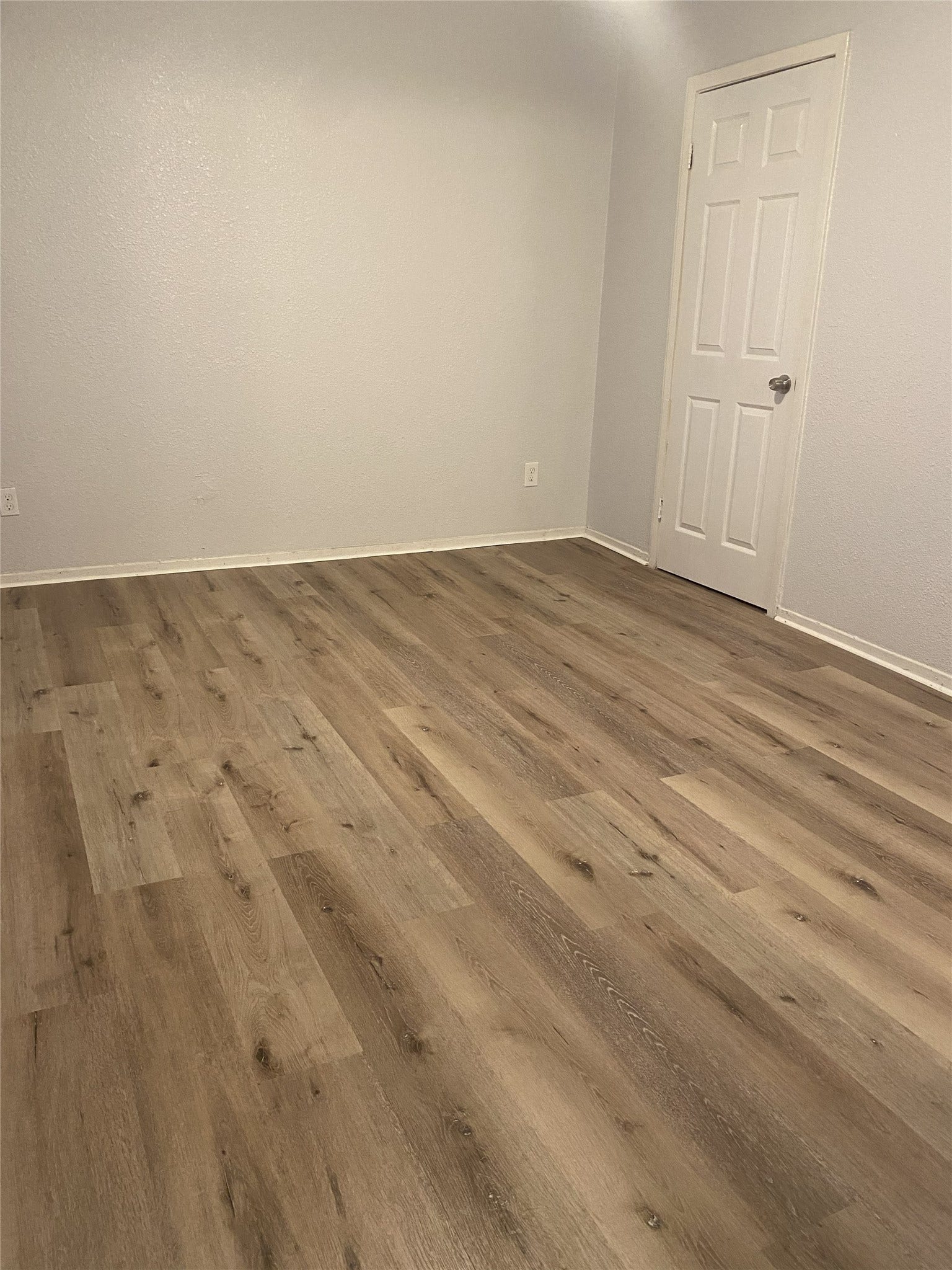 9100 Dodson St, #21, Houston, TX 77093 Bedroom has two closets