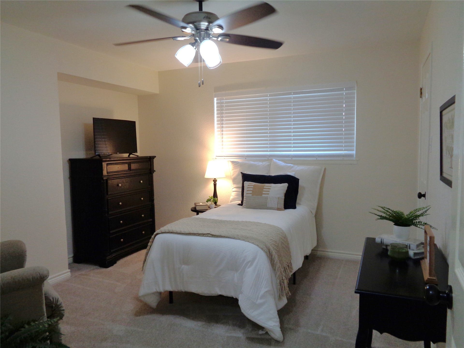 2502 20th Street N, Texas City, TX 77590 Bedroom #1