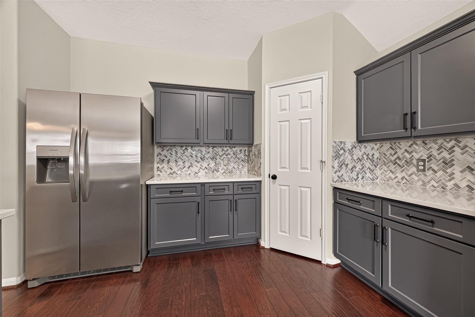 4926 Quiet Canyon Drive, Friendswood, TX 77546 4926 Quiet Canyon Drive, Friendswood, TX 77546