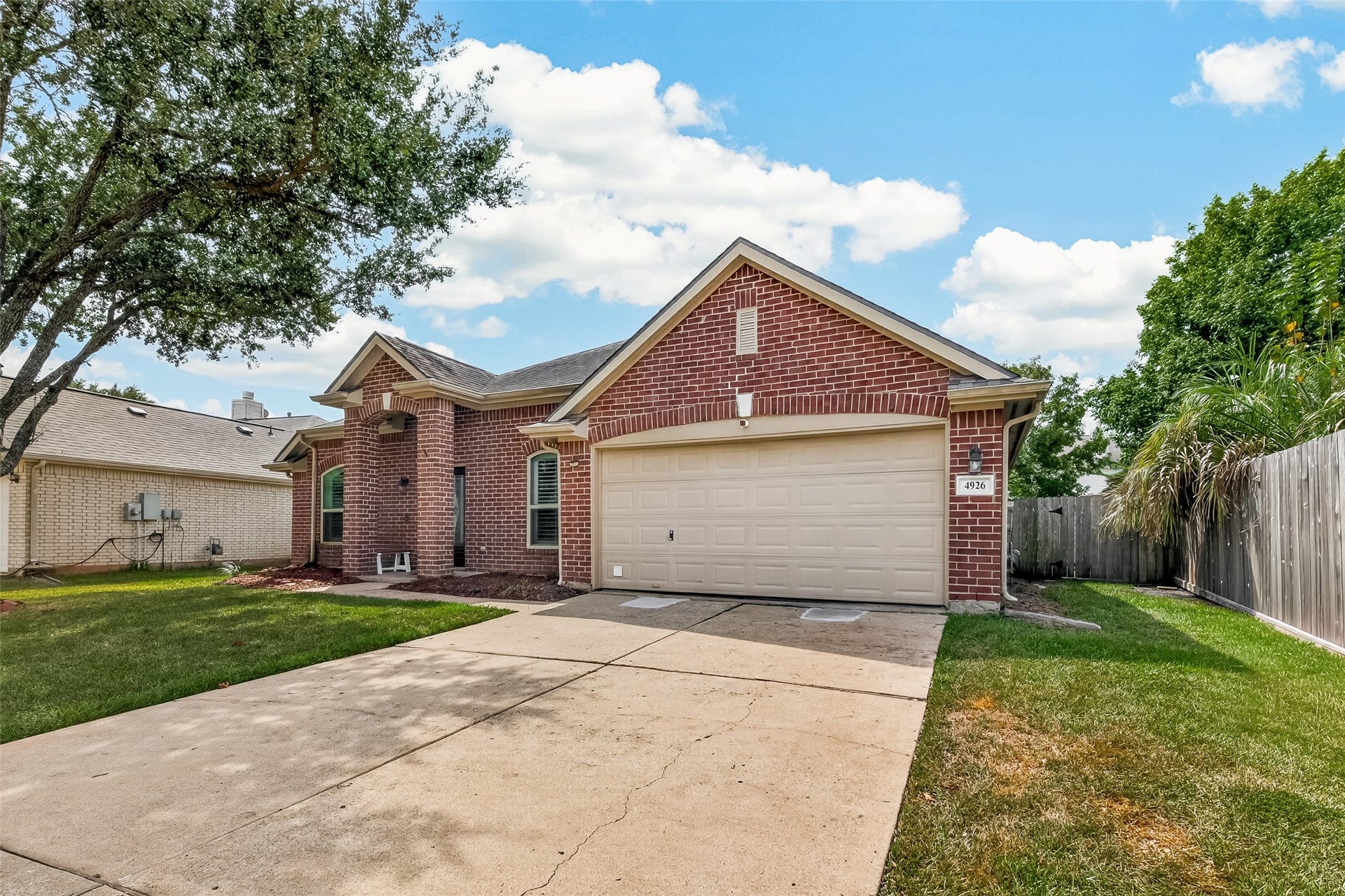4926 Quiet Canyon Drive, Friendswood, TX 77546 4926 Quiet Canyon Drive, Friendswood, TX 77546