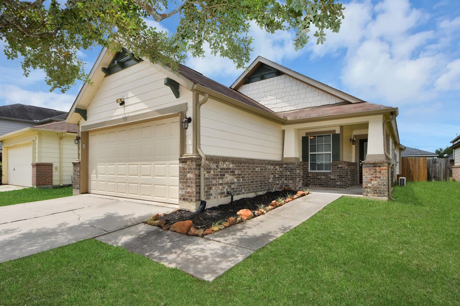 Property photo for 7251 Liberty Tree Lane, Houston, TX