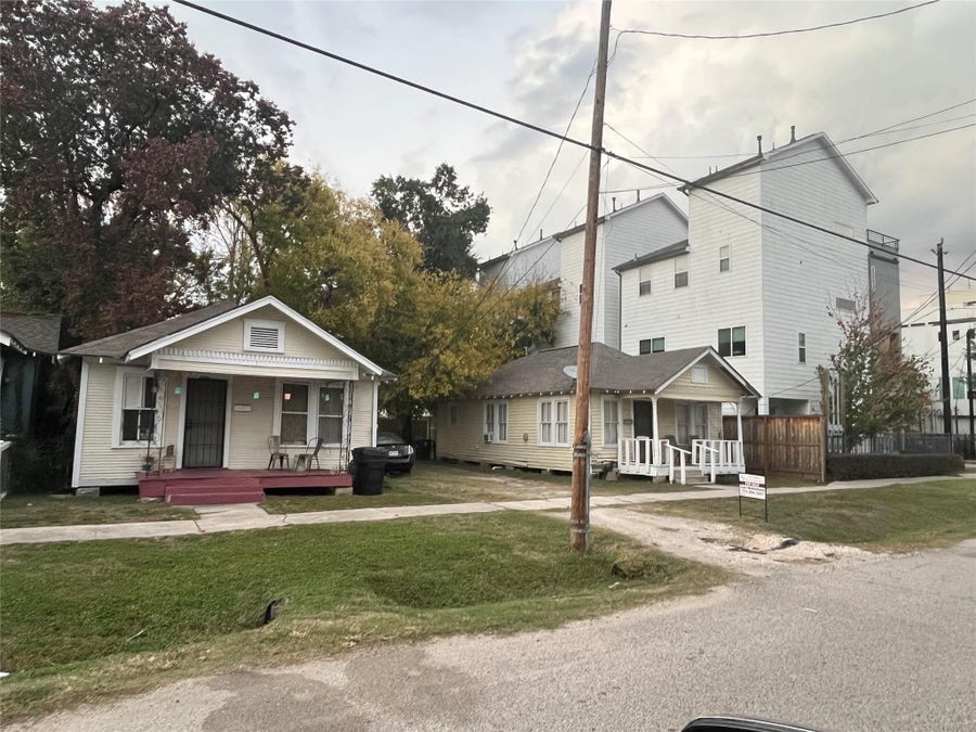 Property photo for 1306 Summer Street, Houston, TX