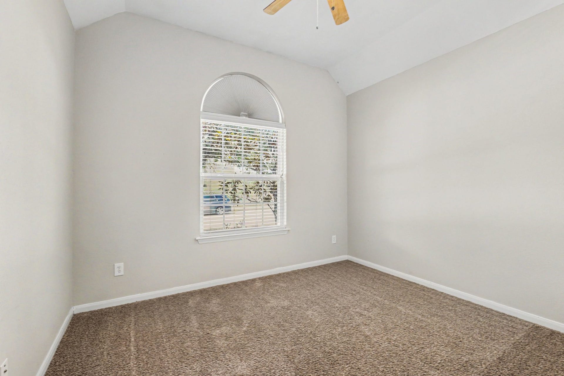 2713 Autumn Falls Drive, Pearland, TX 77584