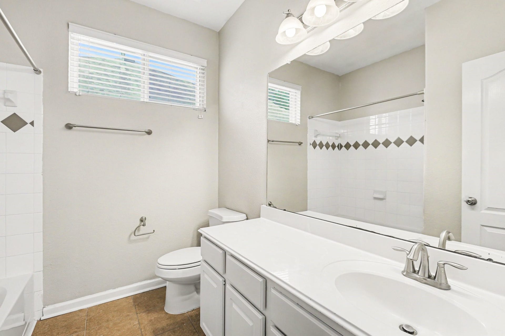2713 Autumn Falls Drive, Pearland, TX 77584