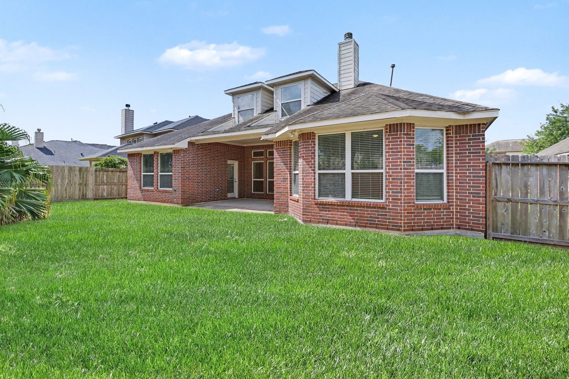 2713 Autumn Falls Drive, Pearland, TX 77584
