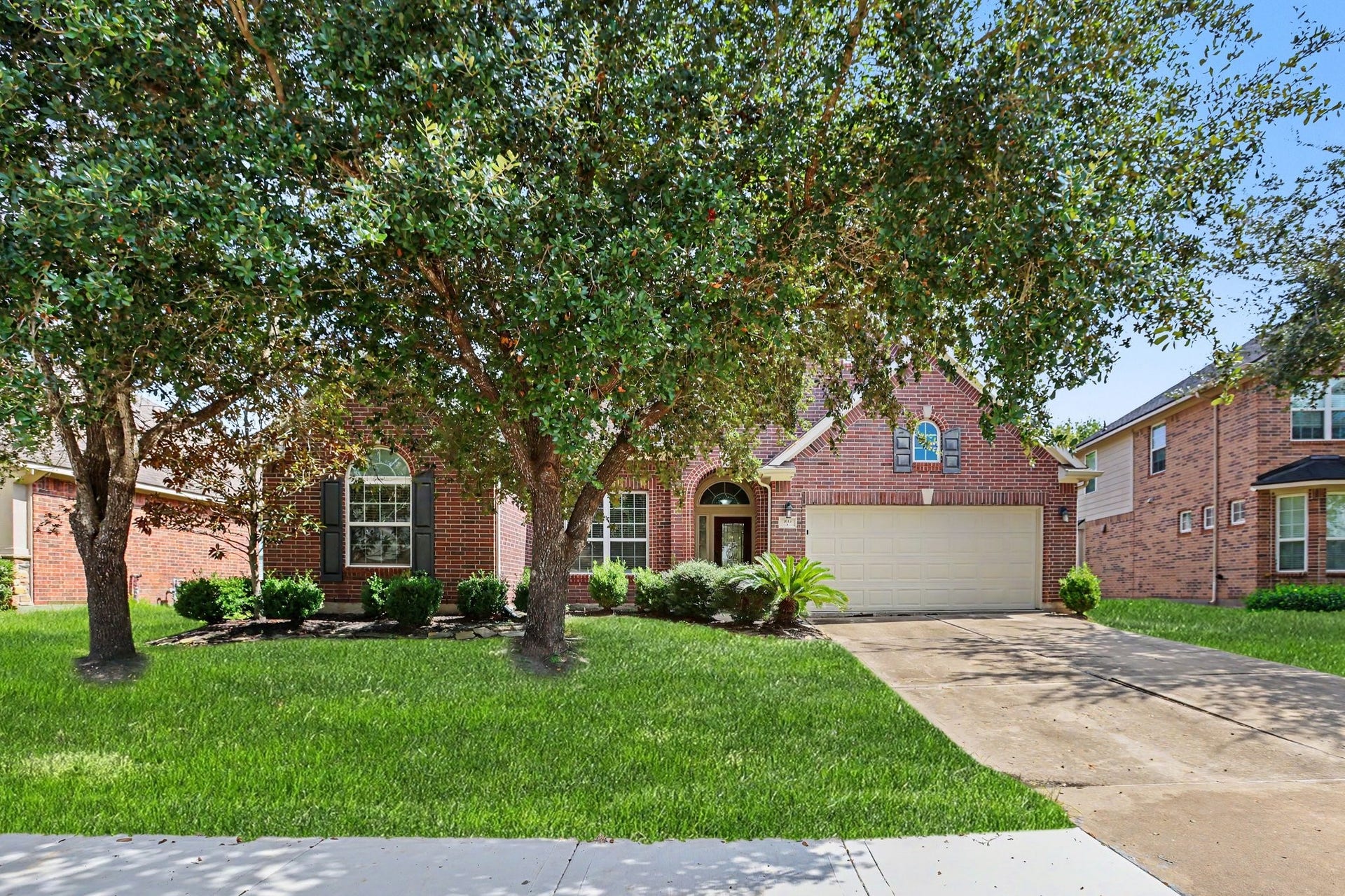 2713 Autumn Falls Drive, Pearland, TX 77584