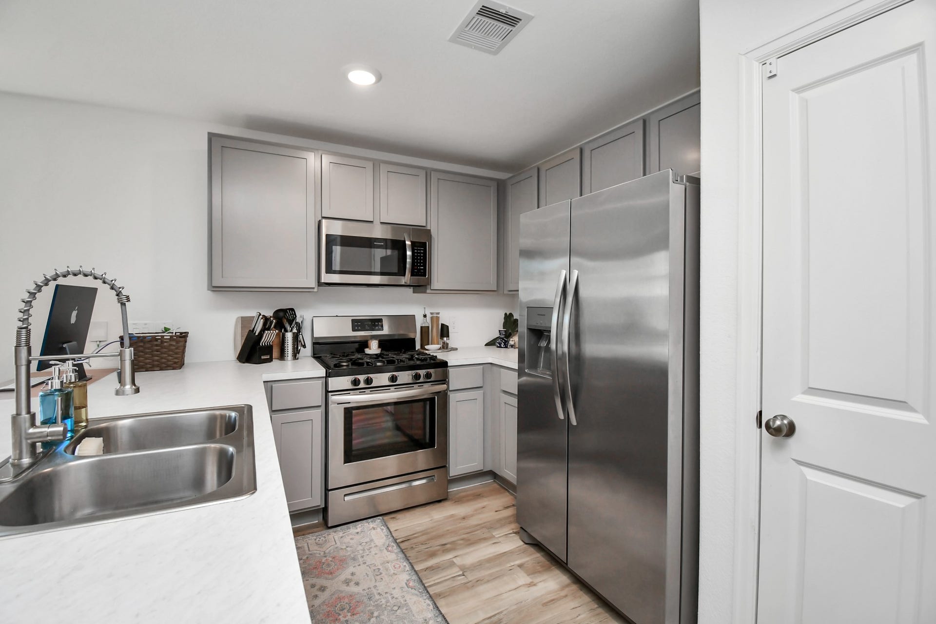 932 Gentle Moss Drive, Magnolia, TX 77354 932 Gentle Moss Drive, Magnolia, TX 77354