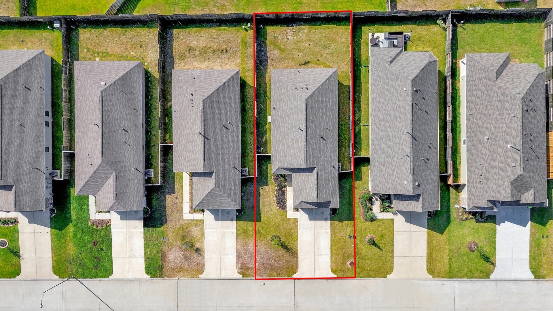 932 Gentle Moss Drive, Magnolia, TX 77354 932 Gentle Moss Drive, Magnolia, TX 77354