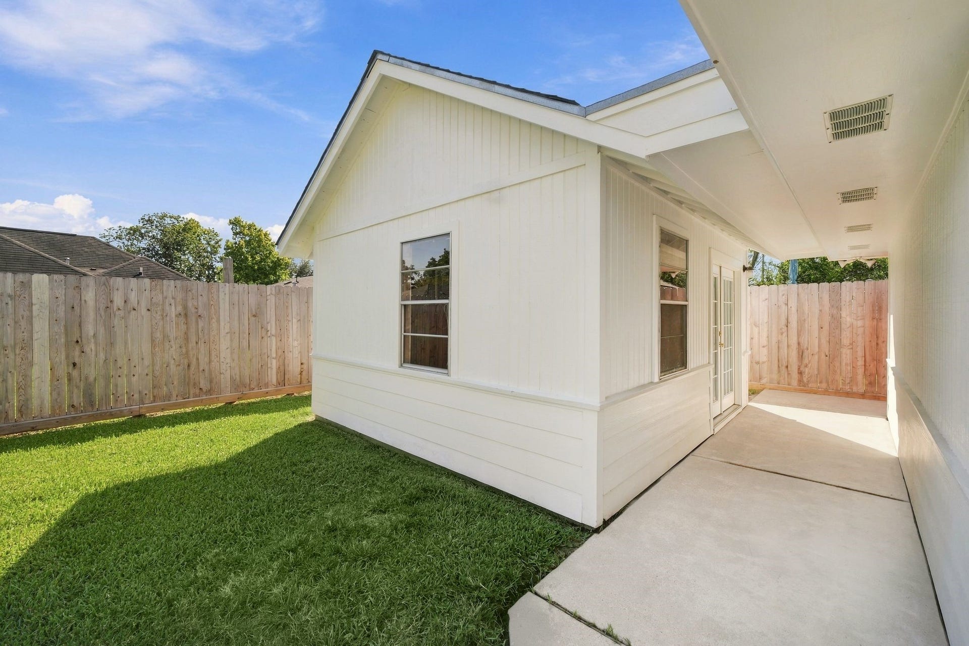 5125 Nina Lee Lane, Houston, TX 77092 5125 Nina Lee Lane, Houston, TX 77092